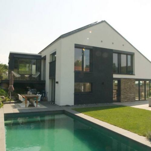 Idyllisches EFH am Berg 1