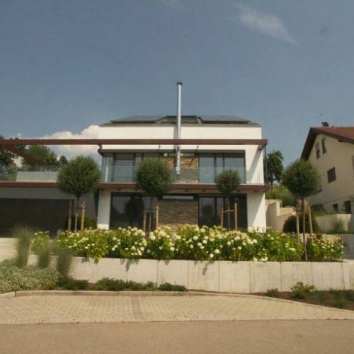 Idyllisches EFH am Berg 2